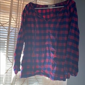 Vineyard vine plaid shirt